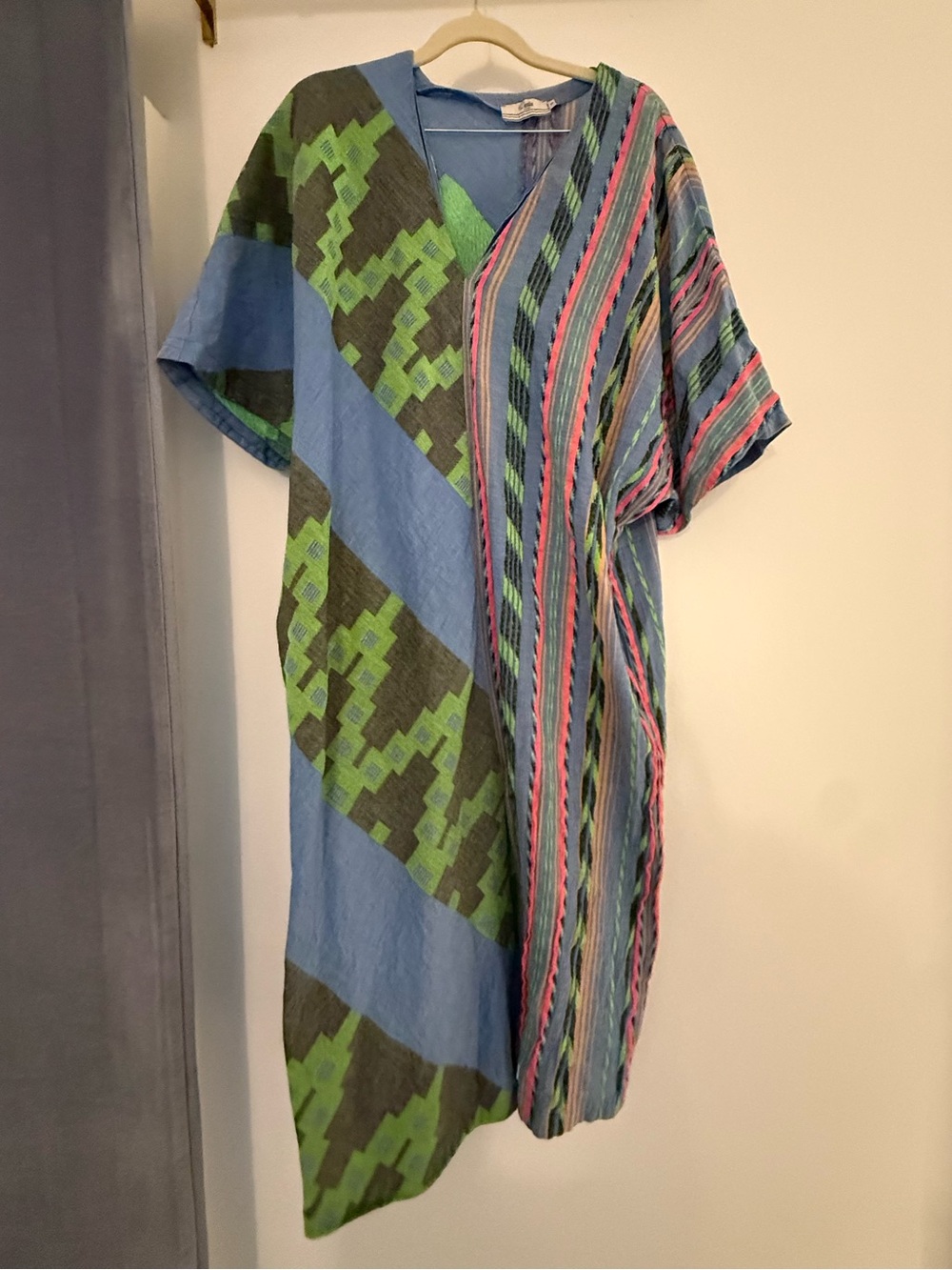 Devotion cover up - Multicolor Patterned Short-Sleeve Shirt - Blue & Green